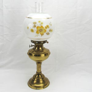 Vintage Brass Double Wick Banquet Lamp Gold Floral Globe Shade
