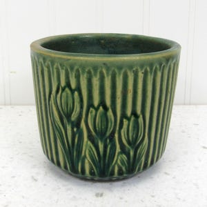 Vintage 1930s Brush McCoy Yellowware Ribbed Tulip Planter 266 rare jardiniere