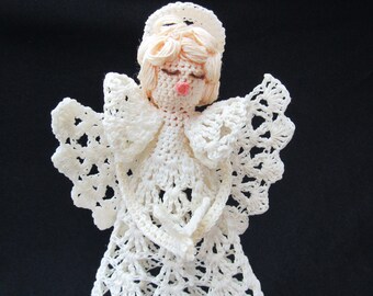 Vitnage Crochet lace Angel Christmas tree Topper handmade 10" starched