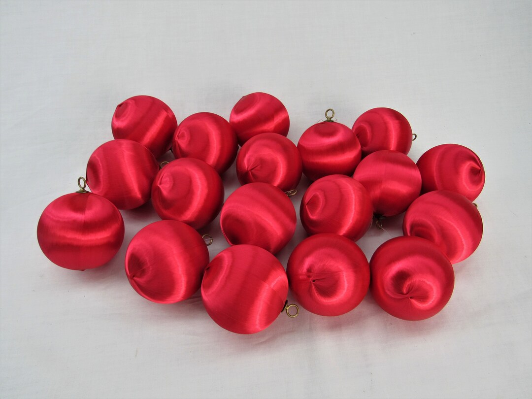18 Red Satin String Christmas Ornaments Pyramid Vintage Etsy