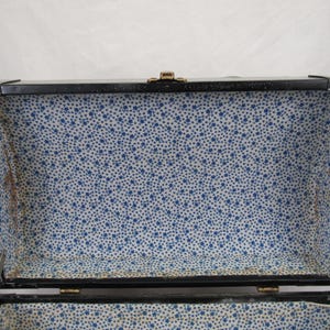 Vintage Camel Back-koffert 45 cm, barnstorlek, förvaring, blå sammetsklädd bild 9