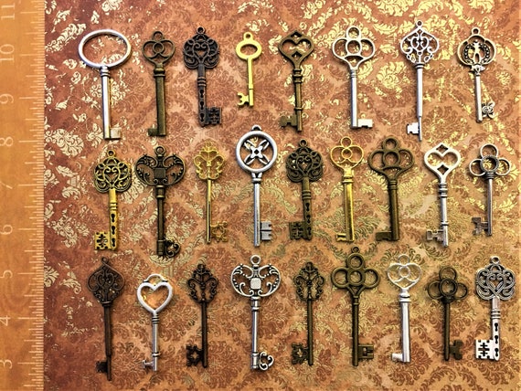 Key Charms for Invitations