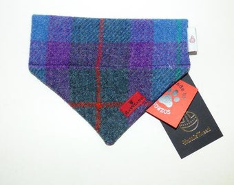 Christmas Lavander Heart in Harris Tweed with apple and white berries