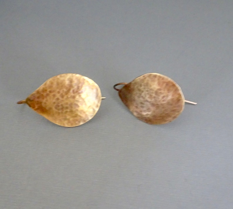 BE5 Minimalist Jewelry Handcrafted Metal Earrings Gold Filled Ear Wires Hammered Brass Dangles Large Tear Drop Earrings