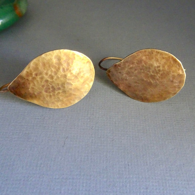 BE5 Minimalist Jewelry Handcrafted Metal Earrings Gold Filled Ear Wires Hammered Brass Dangles Large Tear Drop Earrings