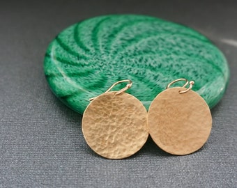 Gold  Disc earrings, 6/8 " Round, Hammered Metal Jewelry, simple gold earrings, handmade Jewelry, Gift for Wife, Brass Earrings