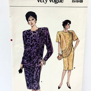 Uncut Vintage 1980&#39;s Very Easy Vogue 9743 Size 14-16-18 Loose-fitting Dress Pattern
