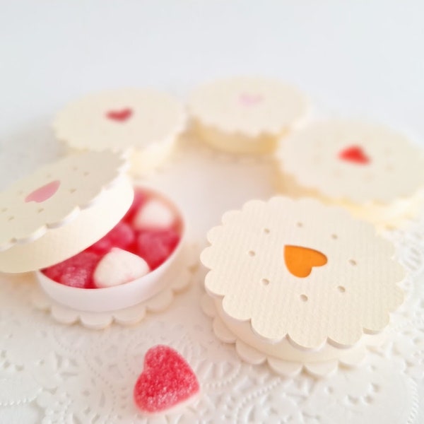 Valentine Heart Cookie/Biscuit Gift Box/ Party Favour Boxes / Treat Box / Wedding Favour / Paper Toy