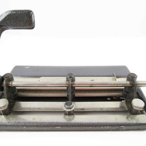 Hole puncher old school 3-hole punch heavy duty vintage - arts & crafts -  by owner - sale - craigslist