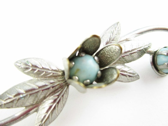 A Silver-toned Punch Metal Pin With Turquoise Sto… - image 2