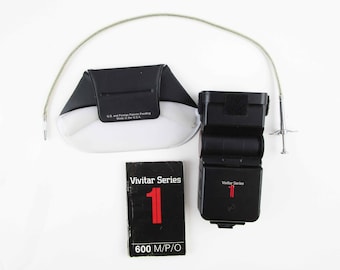Vivitar Series 1 600 M/P/O Flash Unit with LumiQuest Ultrasoft Hood