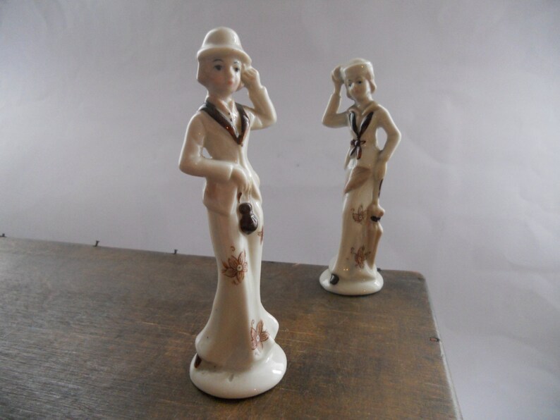 Set of 2 Vintage Porcelain Figurines Ladies Figurines Women Etsy