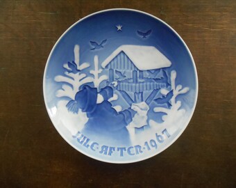 Danish Bing Grondahl 1967 Christmas plate Copenhagen porcelain B&G plate Blue White Christmas plate Limited edition collectible