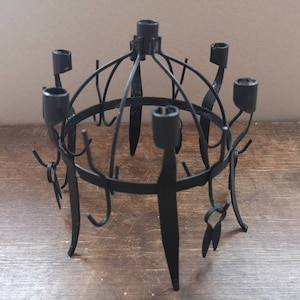Vintage Zweedse zwarte metalen kandelaar Paaskandelaar Scandinavische Kerst