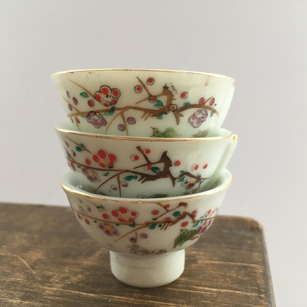 Vintage Japanese Whistling sake Cups set of 3 Made in Japan Handpainted sake cups Small tea cups