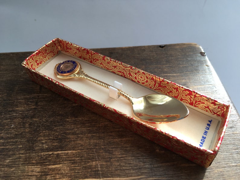 Vintage souvenir teaspoon Vintage Washington teaspoon USA small souvenir spoon Collectible spoon
