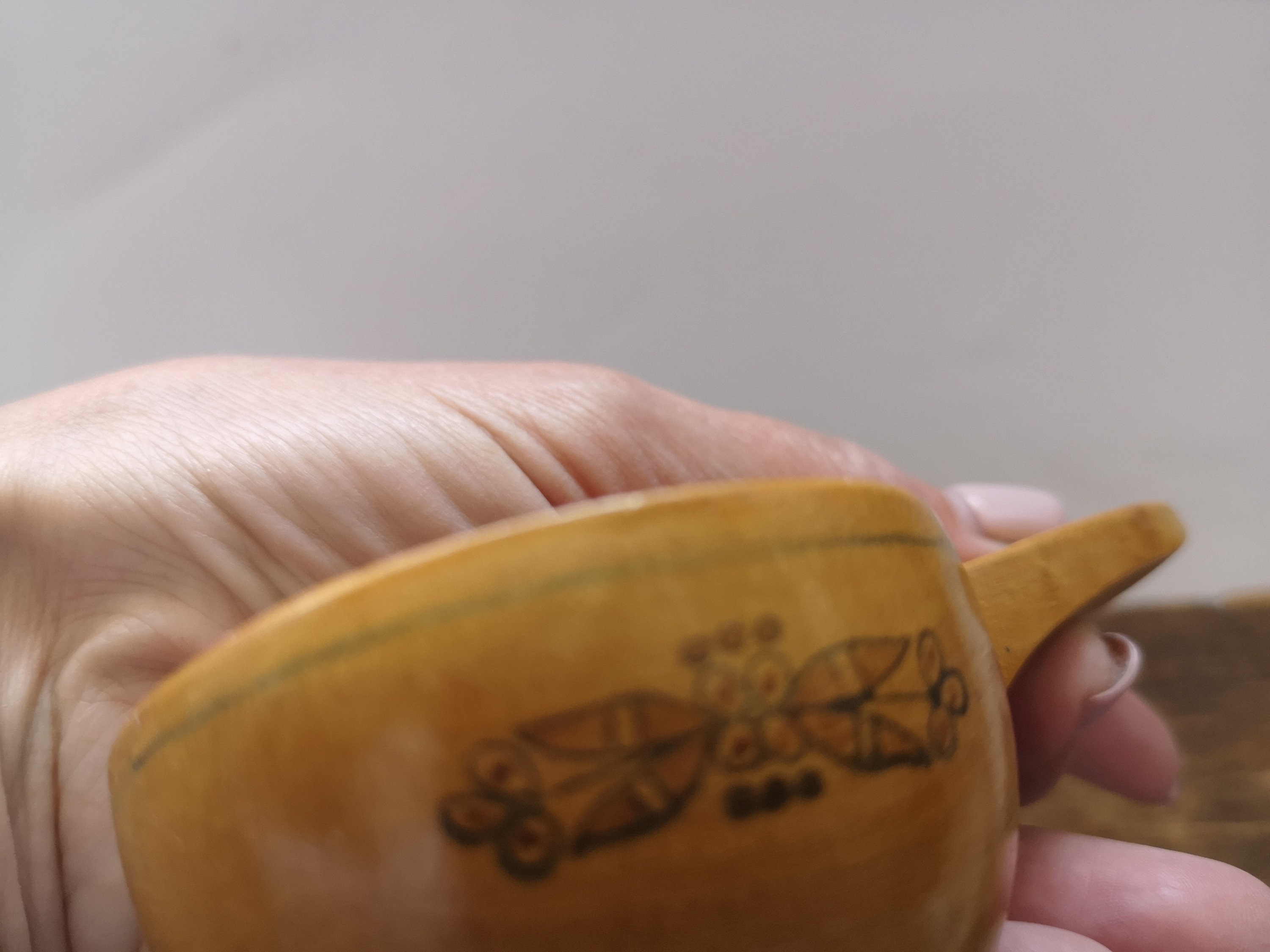 ころ茶碗亀甲文盃ssk Vintage Sami Cup Handcarved Wood Scoop Small Handmade Wood