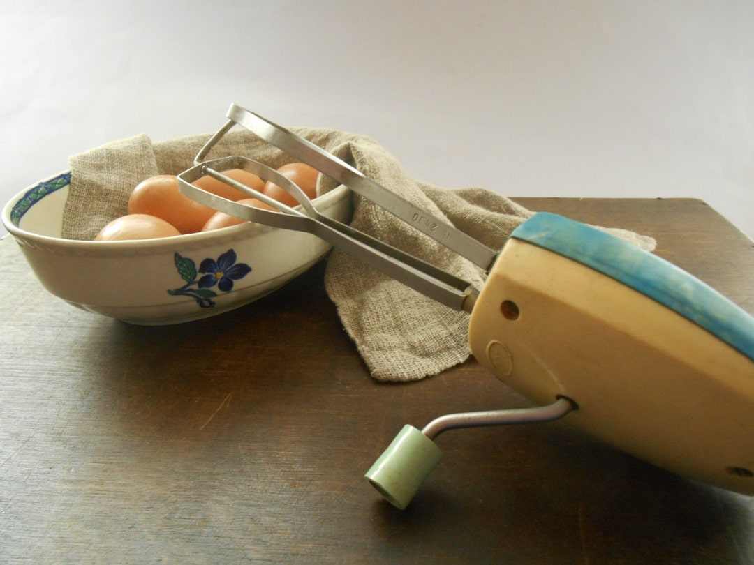 Soviet Hand Crank Mixer Egg Beater 1960's Vintage Blue and White