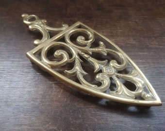 Vintage brass trivet Brass pot holder Vintage kitchen
