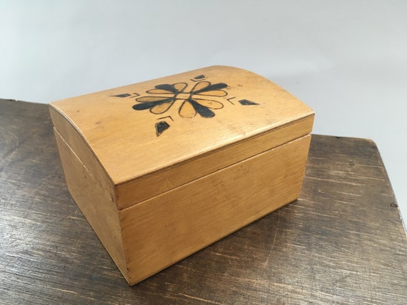 Lidded wooden deals box