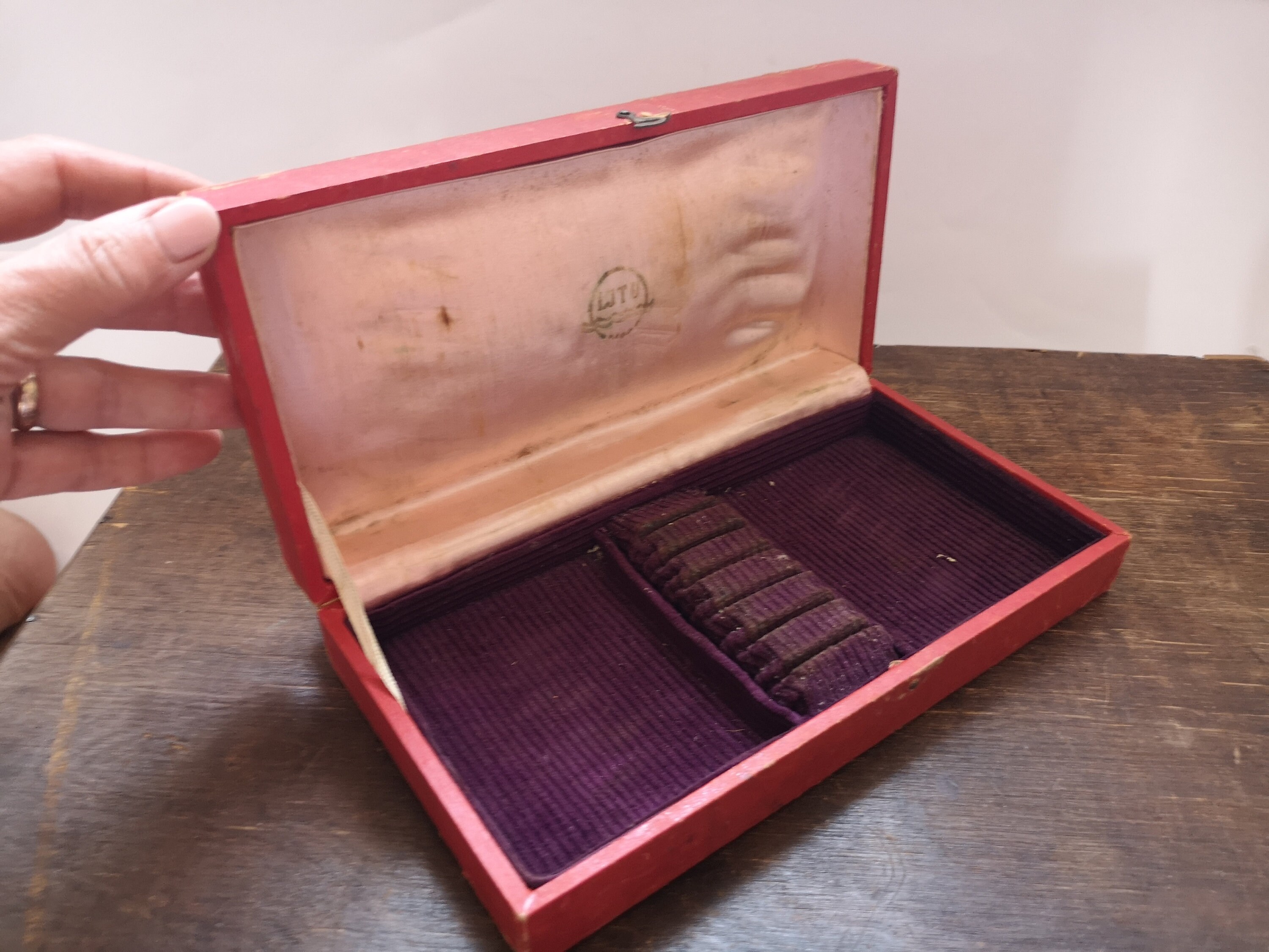 Caja de cubiertos vacía vintage soviética Caja de presentación de