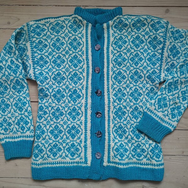 Norwegian hand knitted cardigan Scandinavian wool cardigan Nordic pattern sweater Patterned wool cardigan