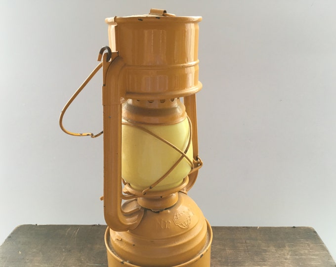 Vintage Oil Lamp Yellow Oil Lamp Metal Petrol Lamp Kerosene Etsy