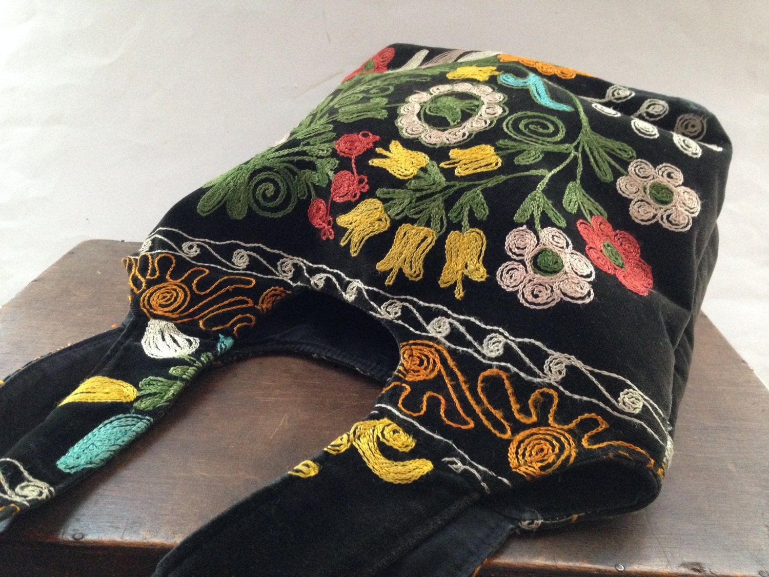 Ladies Vintage Bag Black Handbag With Embroidered Flowers Etsy