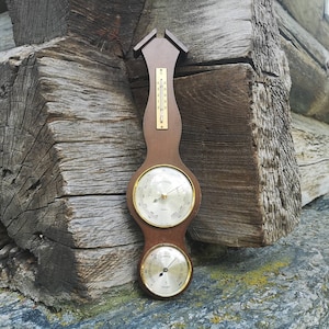 Vintage wooden barometer thermometer Weather forecast gauge Vintage wall barometer