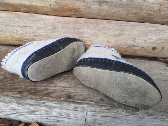 Vintage kids felted wool slippers Gray felt slipp… - image 7