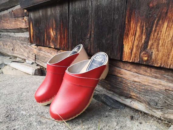 Leather wooden clogs EU37 red clogs Girls ladies c