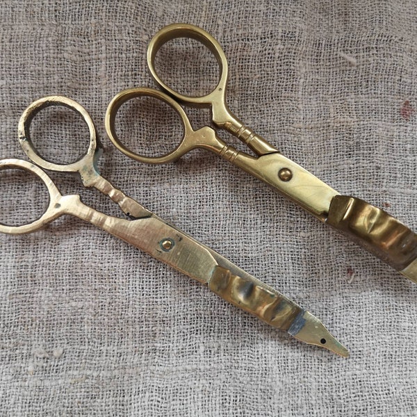 Vintage Candle snuffer Brass candle scissors Brass candle snuffer Candle wick scissors Wick trimmer Antique snuffer
