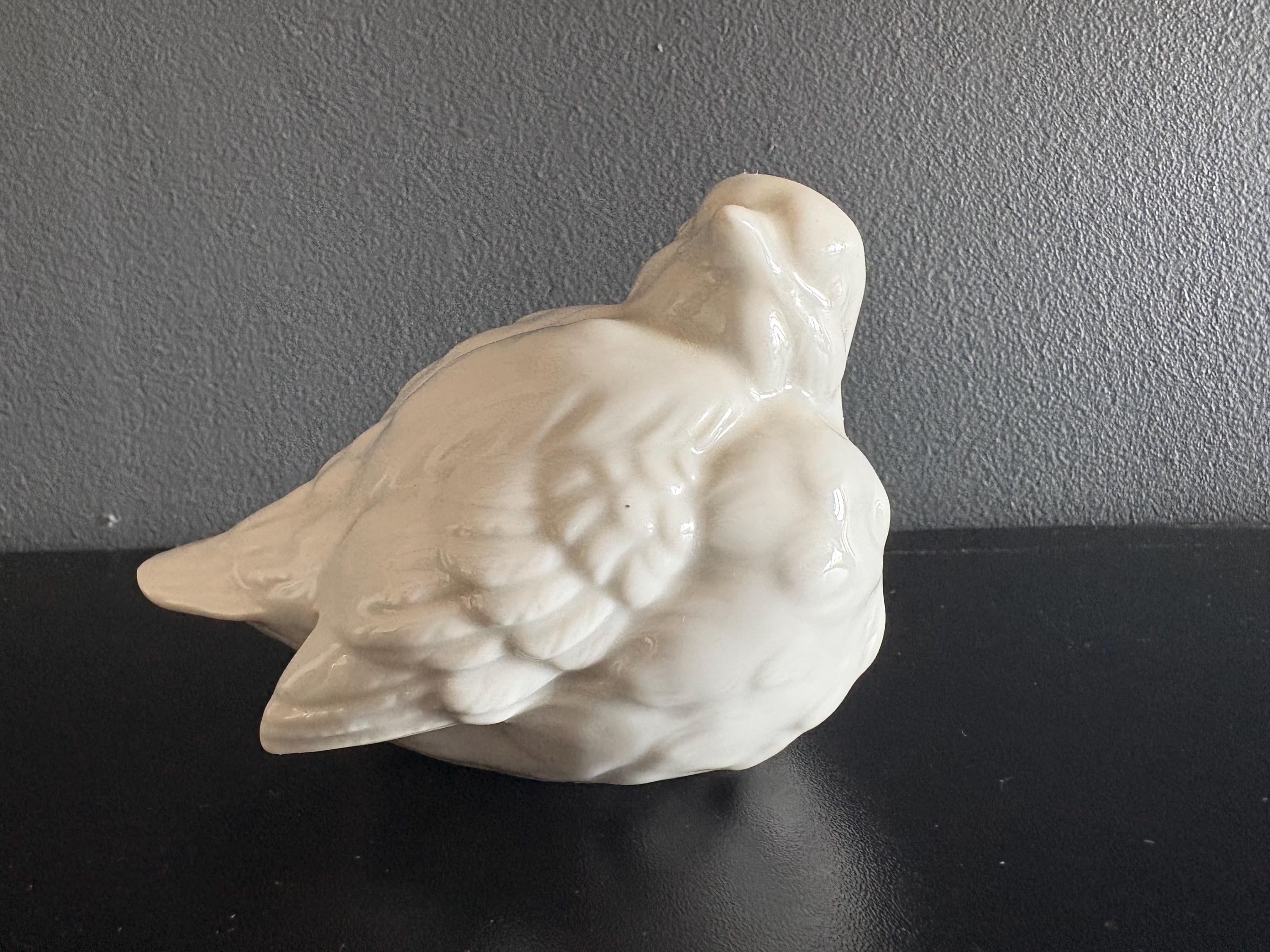 ヴィンテージの陶器製鳥の置物、白いスズメ - Etsy 日本