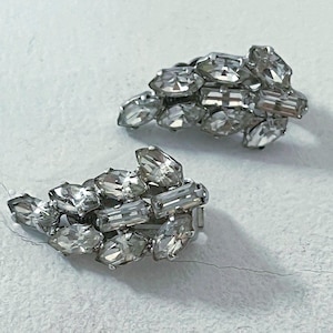 Vintage Rhinestone Climber Earrings (unsigned Weiss) - Wedding Earrings - Hair Clips
