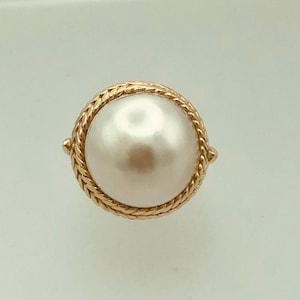 Vintage 14K Gold  Mabe Pearl Ring / June Birthstone Jewellery