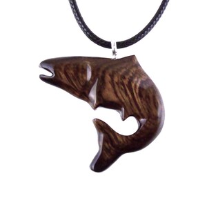 Lachs Halskette, Hand geschnitzter Holz Fisch Anhänger, Forelle Halskette, Herren Holz Anhänger, Fischer Schmuck, Geschenk für Ihn