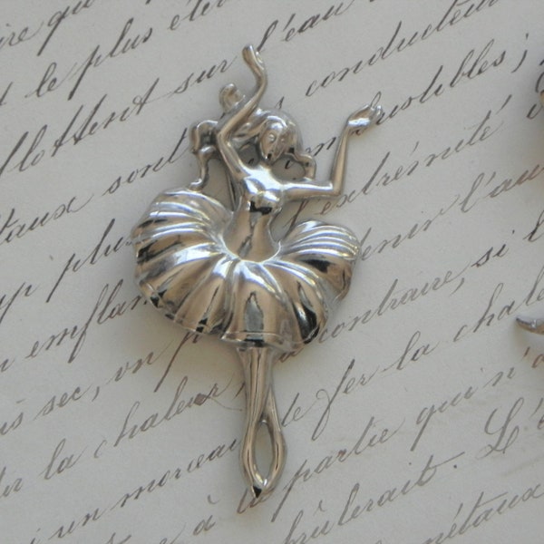 VINTAGE // mid century French repousse ballerina // silver pin brooch // En Pointe, flowing hair // 1940s or 1950s