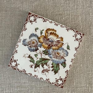 ANTIQUE // 1904 English ironstone floral transferware tile trivet, hot plate