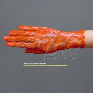 Flower Pattern Women’s Lace Gloves Wrist Length