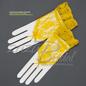 Flower Pattern Fingerless Lace Gloves with Ruffle Wrist Length