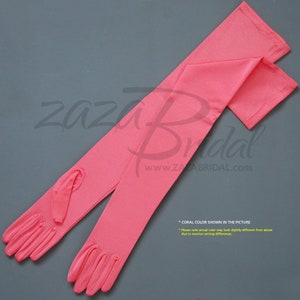 Gants habillés en satin, finition mate, extensibles dans les 4 sens, longueur 23,5 po. Longueur opéra 16BL