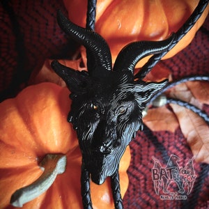 Schwarze Ziege Gothic Halloween Krawatte