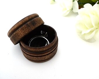 Wood ring box, ring bearer box, keepsake ring box, dark walnut wood box, rustic wedding, round box, country wedding, alternative