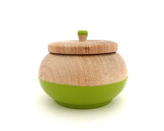 Green jewelry box, wood jewelry box, small wood box, round wood box, spring home decor, stocking stuffer, gift for her, lime green