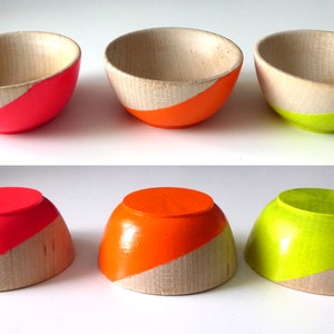 Neon wood bowls, neon slice bowls, set of 3, painted wood bowls, neon and wood, ring bowl, ring dish, ring cup, stocking stuffer image 3