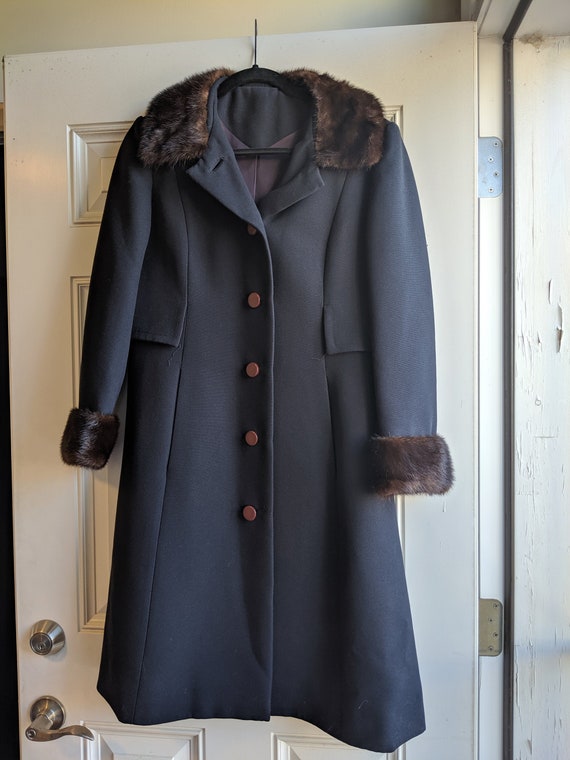 Gorgeous vintage 50s navy swing fur trimmed coat