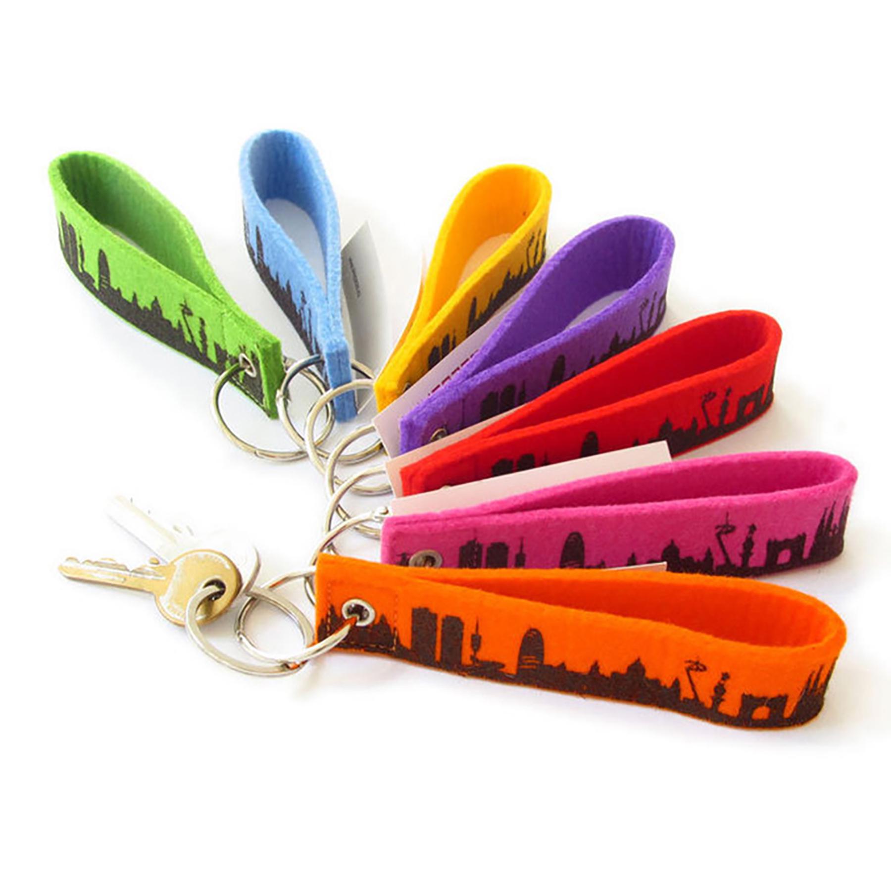 Barcelona keychain - Etsy 日本