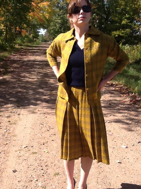 Vintage 60's Mad Men Wool Designer Suit Woman's Bu
