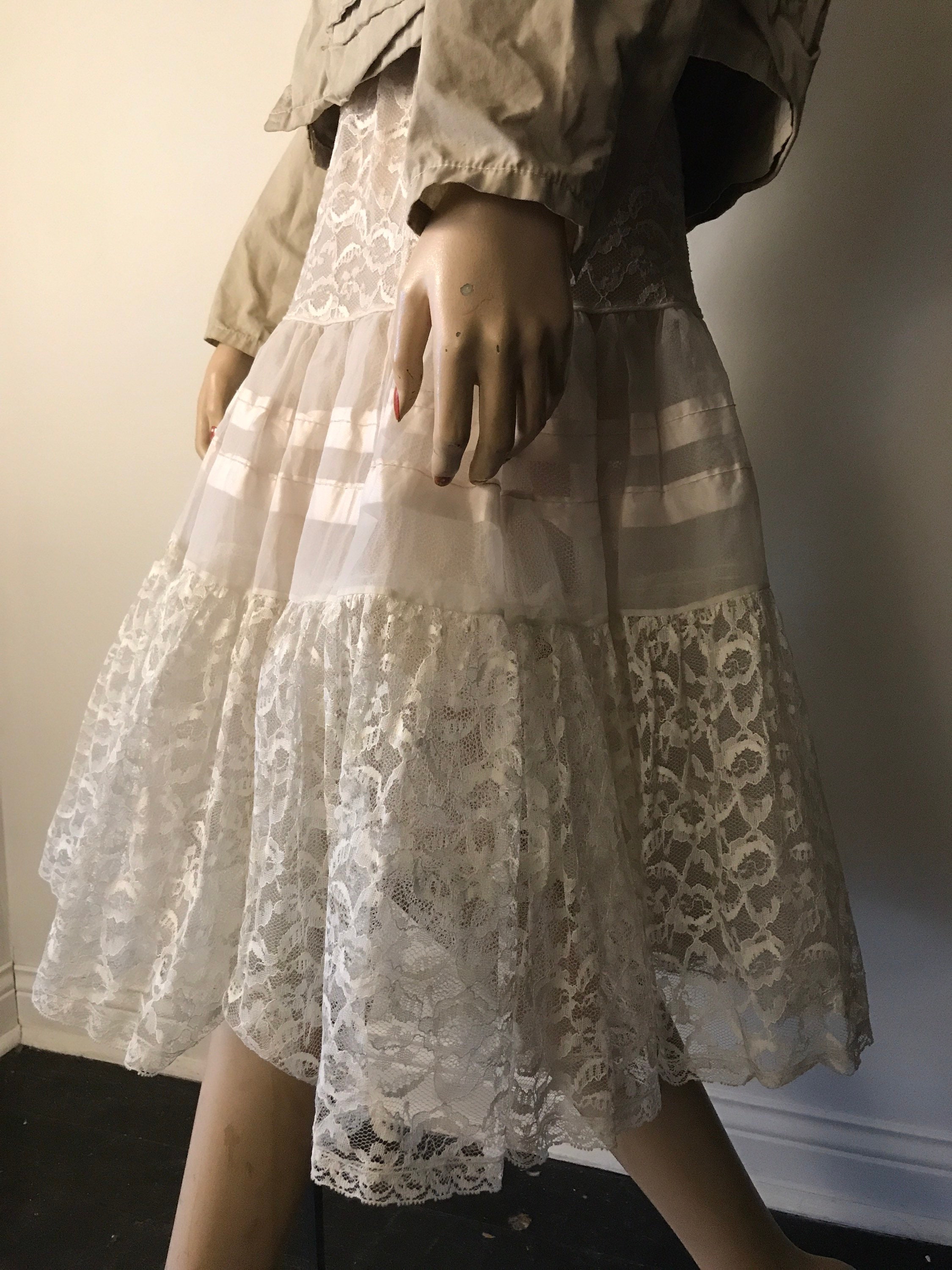 Vintage Lace Petticoat White Half Slip Full Circle Slip Floral Etsy