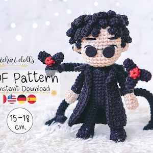 May include: Crochet pattern for a black and red amigurumi doll with a black coat and sunglasses. The doll is 15-18 cm tall. The pattern is available as an instant download. Guichai dolls PDF Pattern Instant Download.